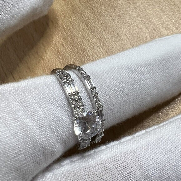 TG 925 Sterling Silver Cubic Zirconia Double Ring Women's Size 8 Rhodium Finish - Picture 9 of 16